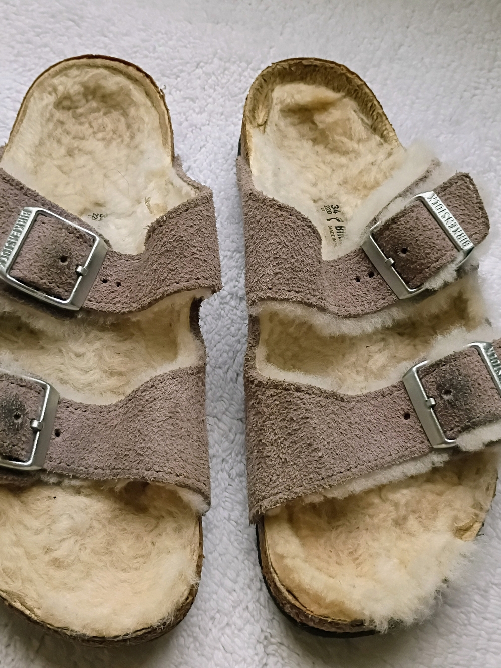 Birkenstock Kids Shearling-Lined Double Buckle Sandals in Taupe